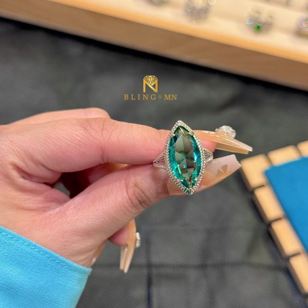 Ring Tall Turquoise Eye Shape no White Stone